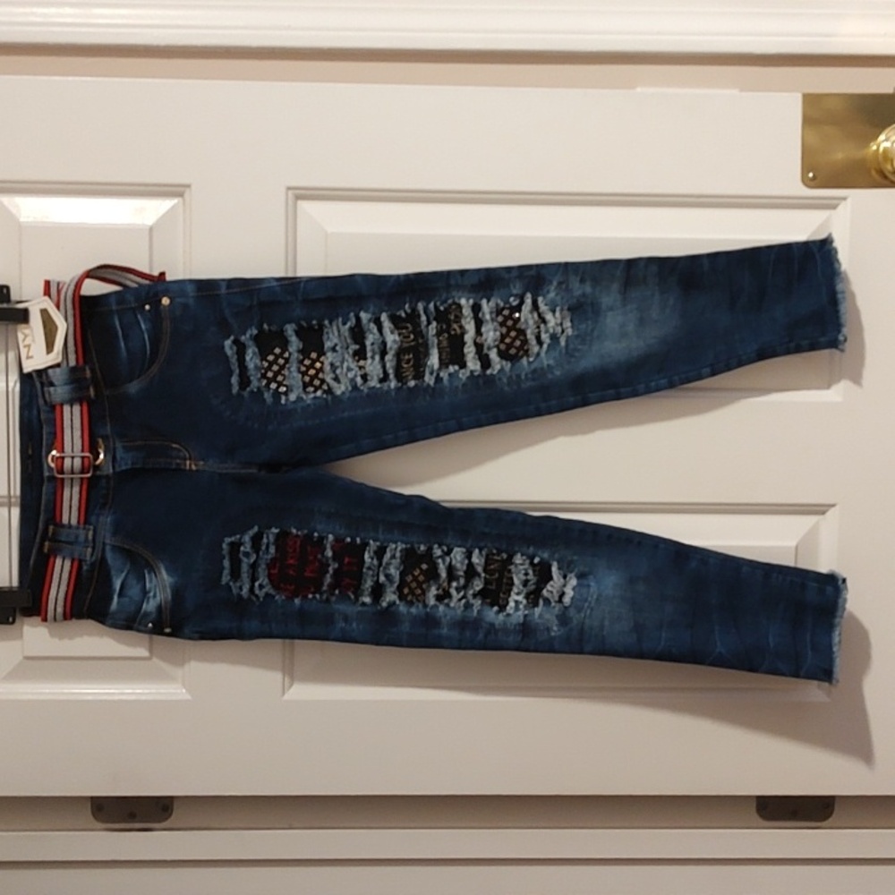 NYE Butt Lifting Jeans Size 3/4 Dark Blue New With Tags